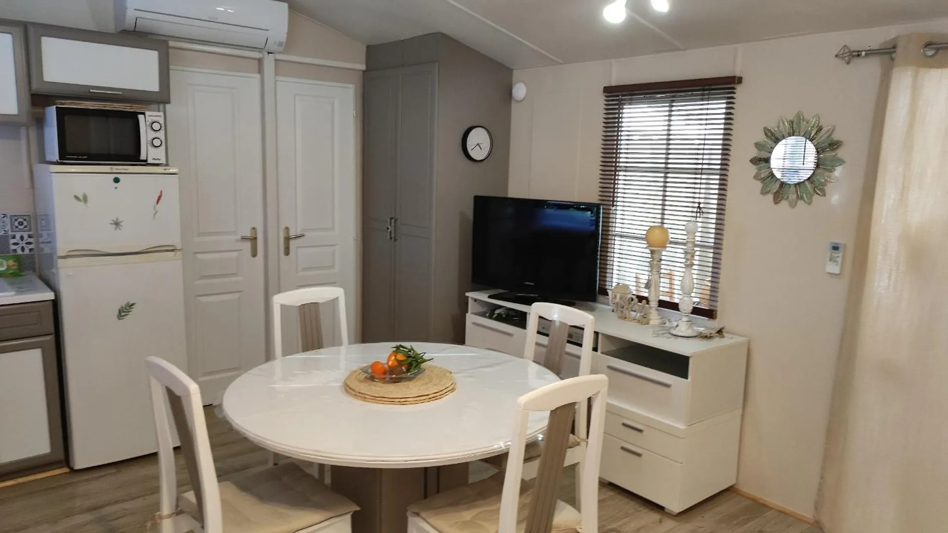 Mobil-Home De Jean-Michel Et Nicole Hyeres